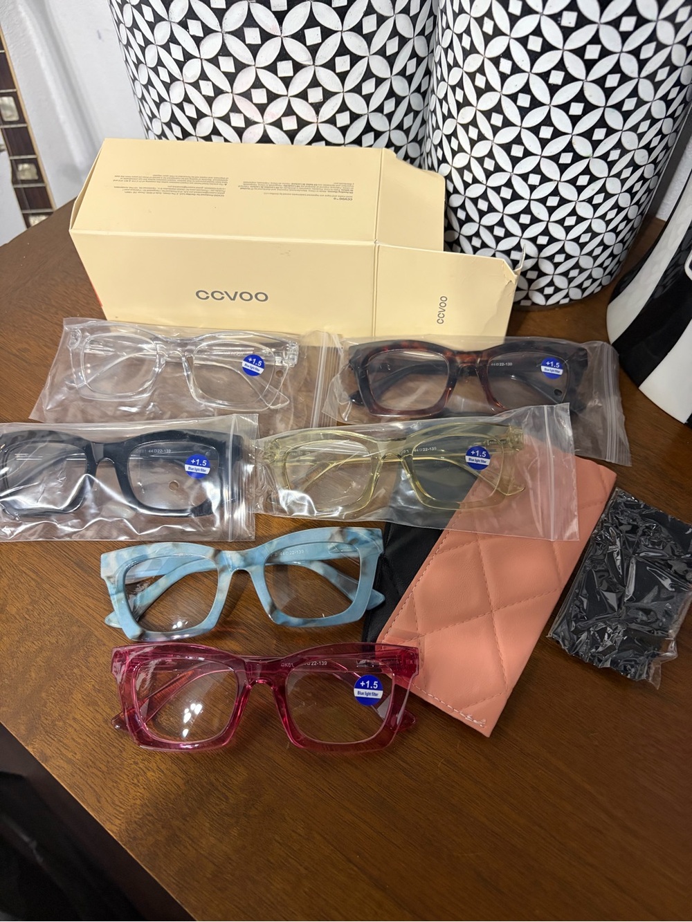 5 pair set of blue light blocking readers +1.5